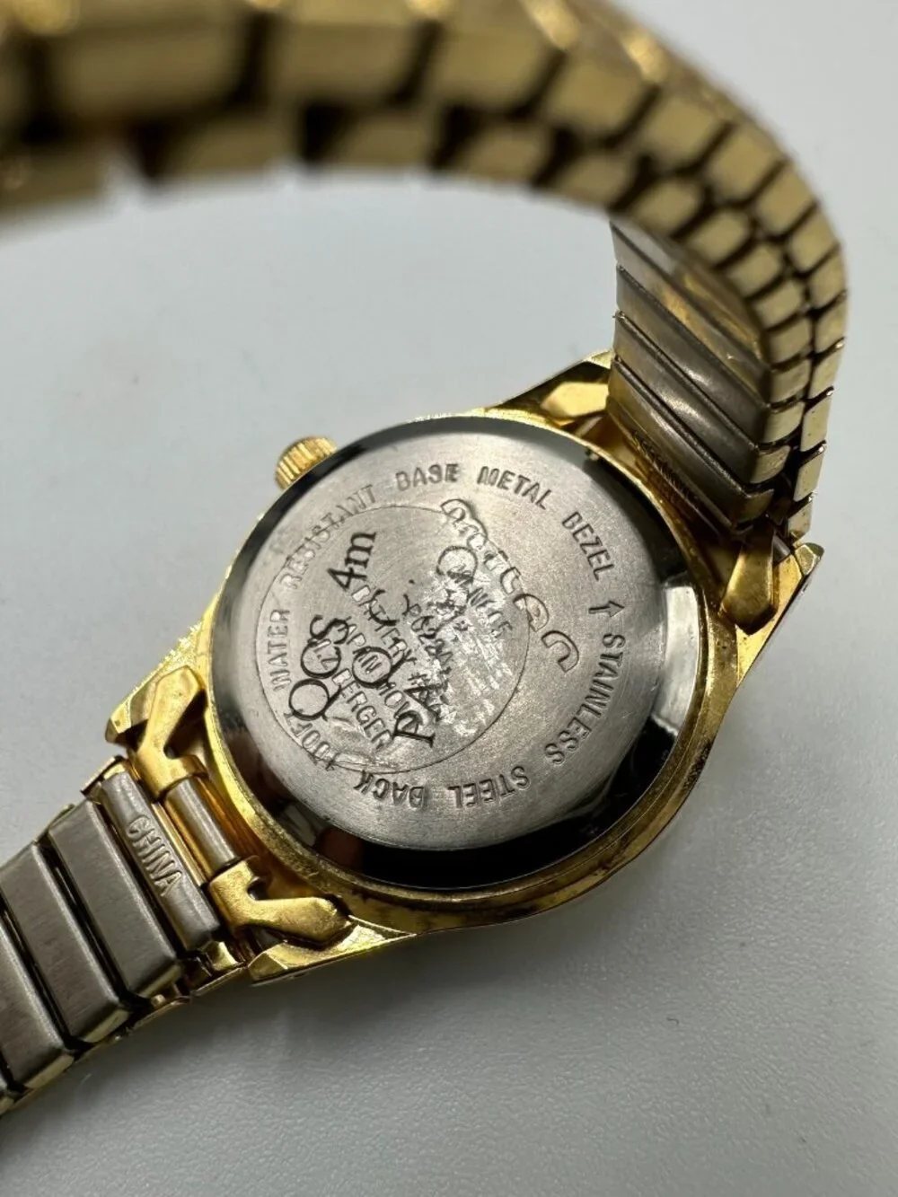 3/$30 Milan Watch Women Gold Tone Date Window Stretch Band New Battery 6.25 Inch